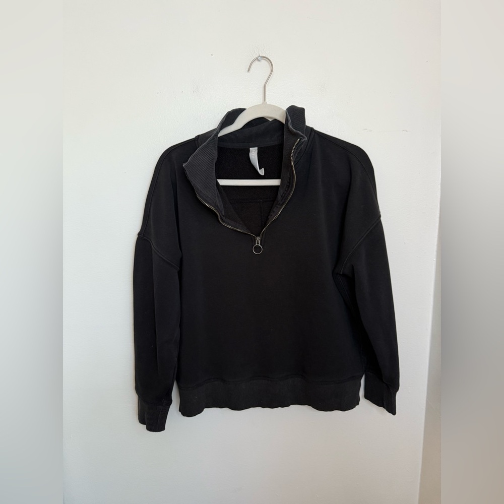 Athleta Cozy Karma Black Quarter-Zip Sweatshirt Med